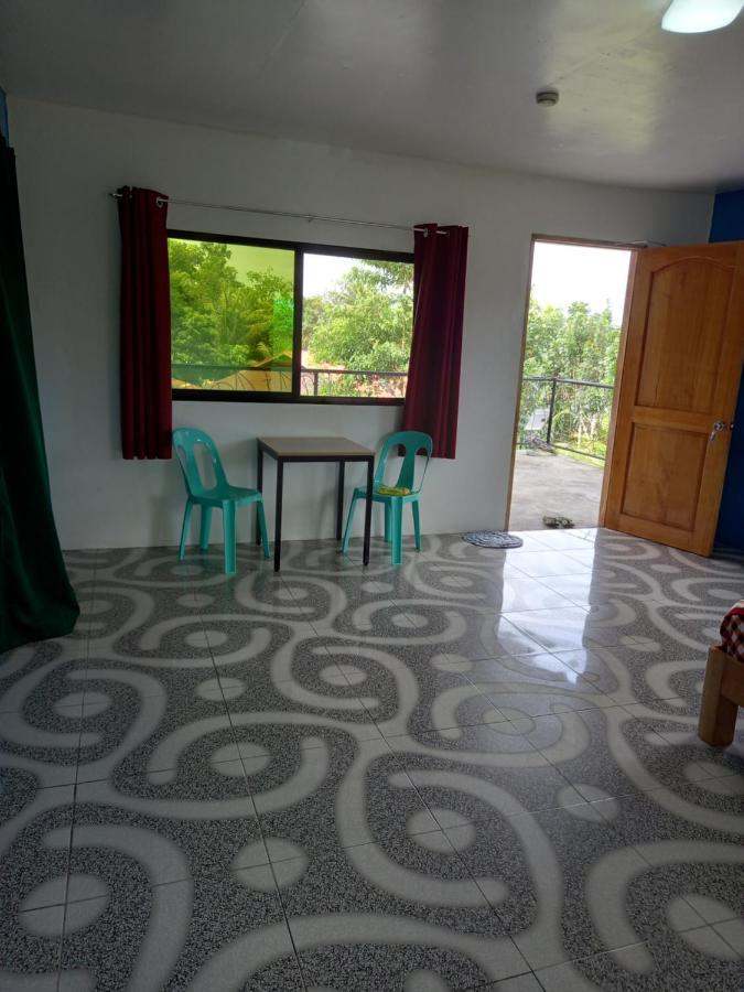 Happy Bear Moalboal Budget Rooms מראה חיצוני תמונה