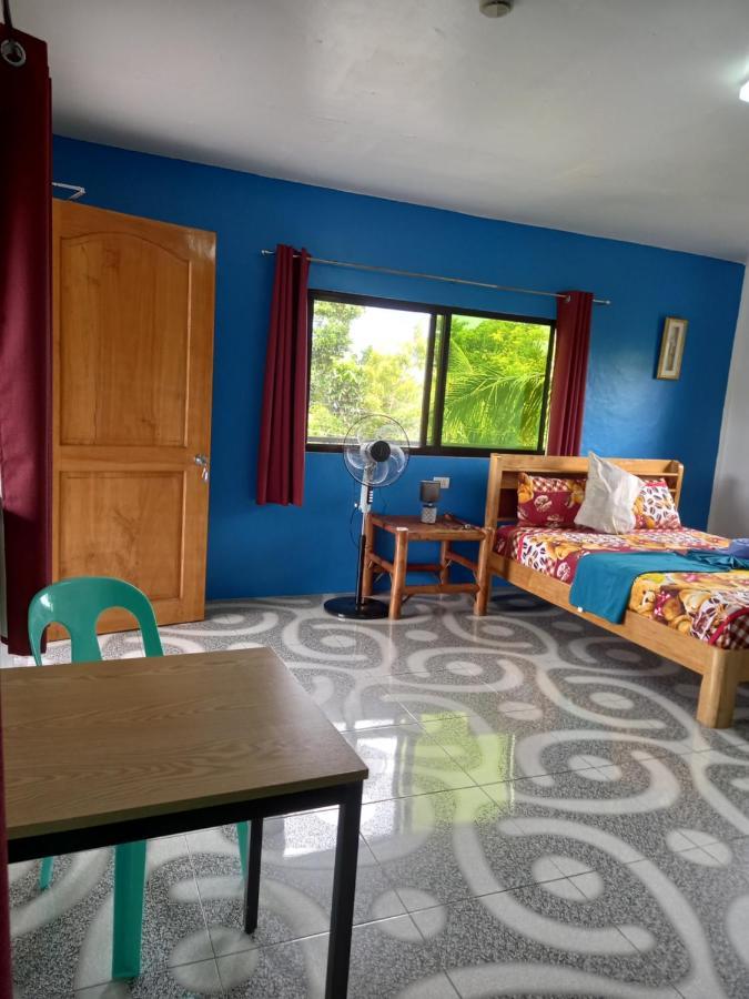Happy Bear Moalboal Budget Rooms מראה חיצוני תמונה